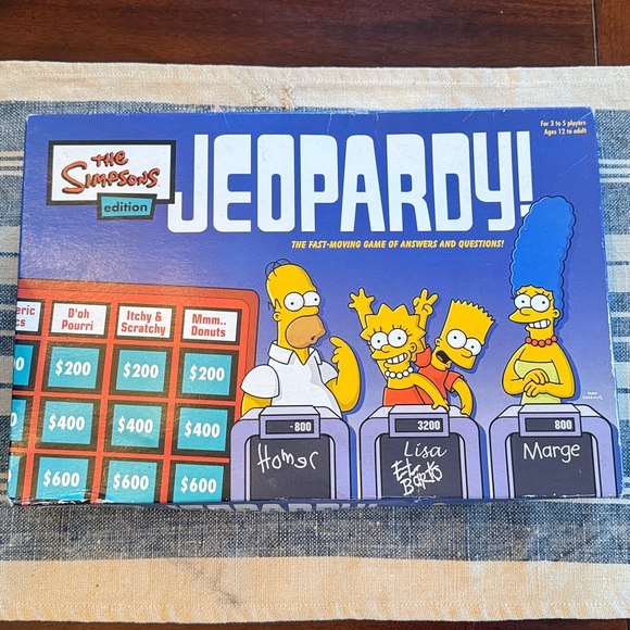 The Simpsons Edition Jeopardy Game - Picture 1 of 9
